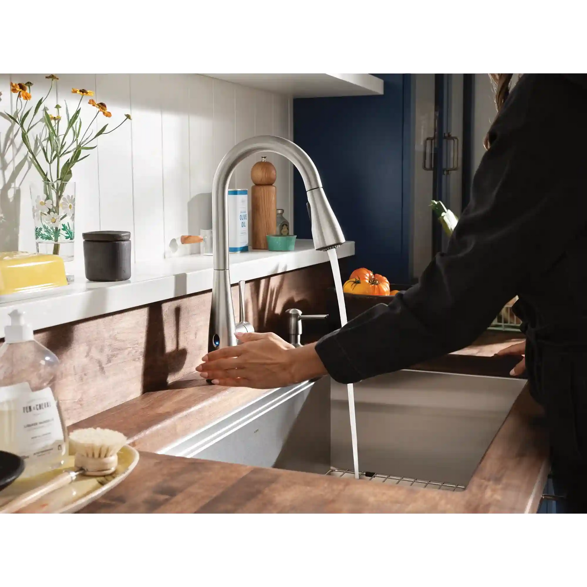 Birchfield One-Handle High Arc Pulldown Kitchen Faucet