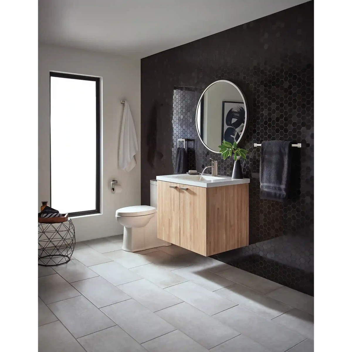 Kyvos 18" Towel Bar