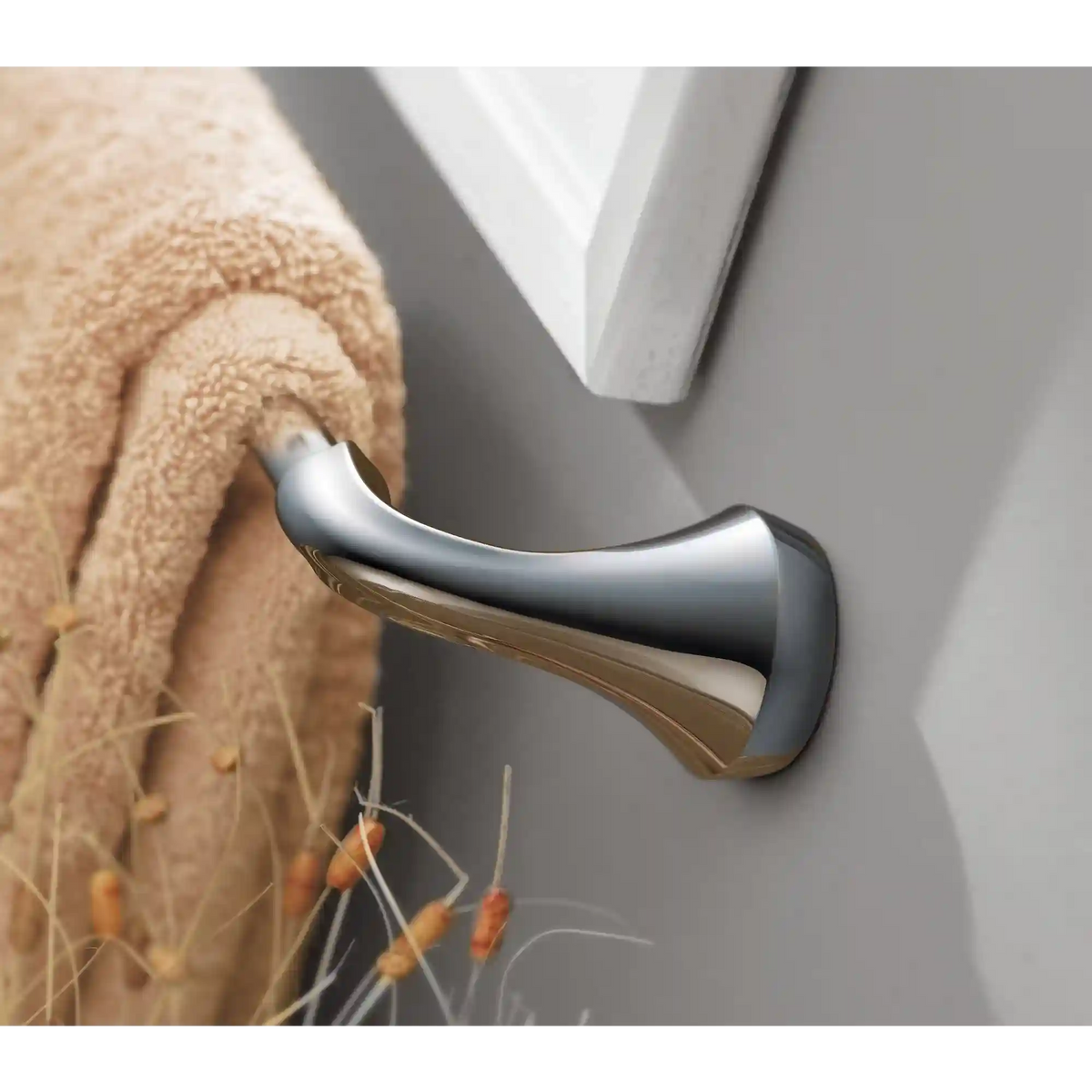 Eva 18" Towel Bar