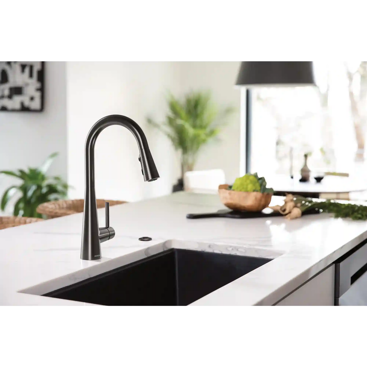 Sleek One-Handle High Arc Pulldown Kitchen Faucet
