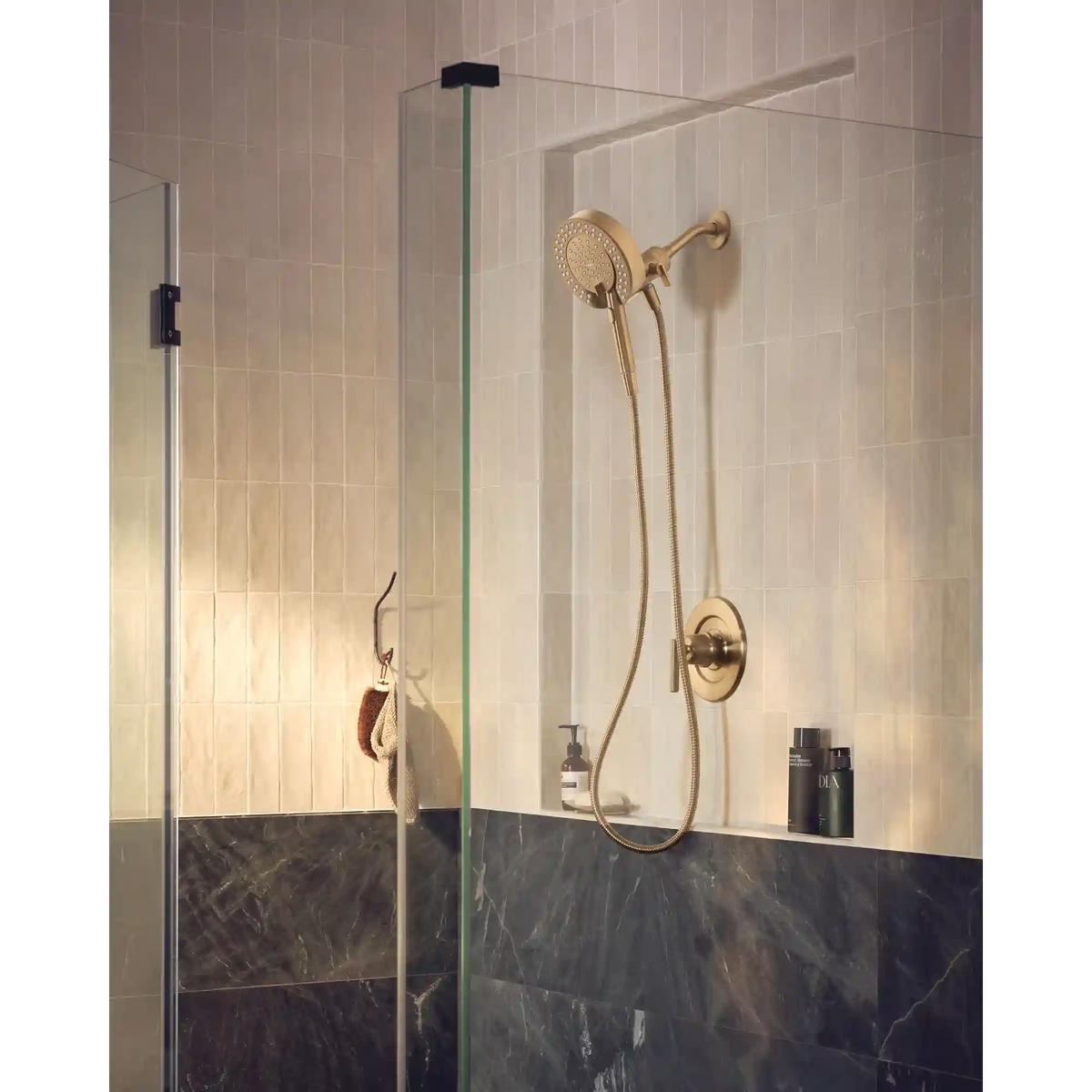 Magnetix Six-Function 6-1/2" Diameter Spray Head Standard with Handshower