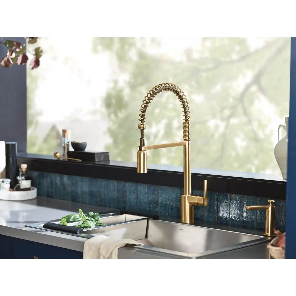 Modern Soap Dispenser Soap/Lotion Dispensers