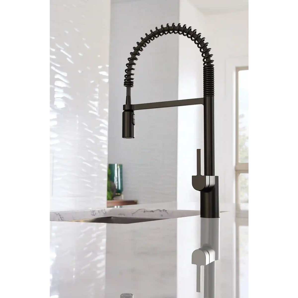 Align One-Handle Pre-Rinse Spring Pulldown Kitchen Faucet