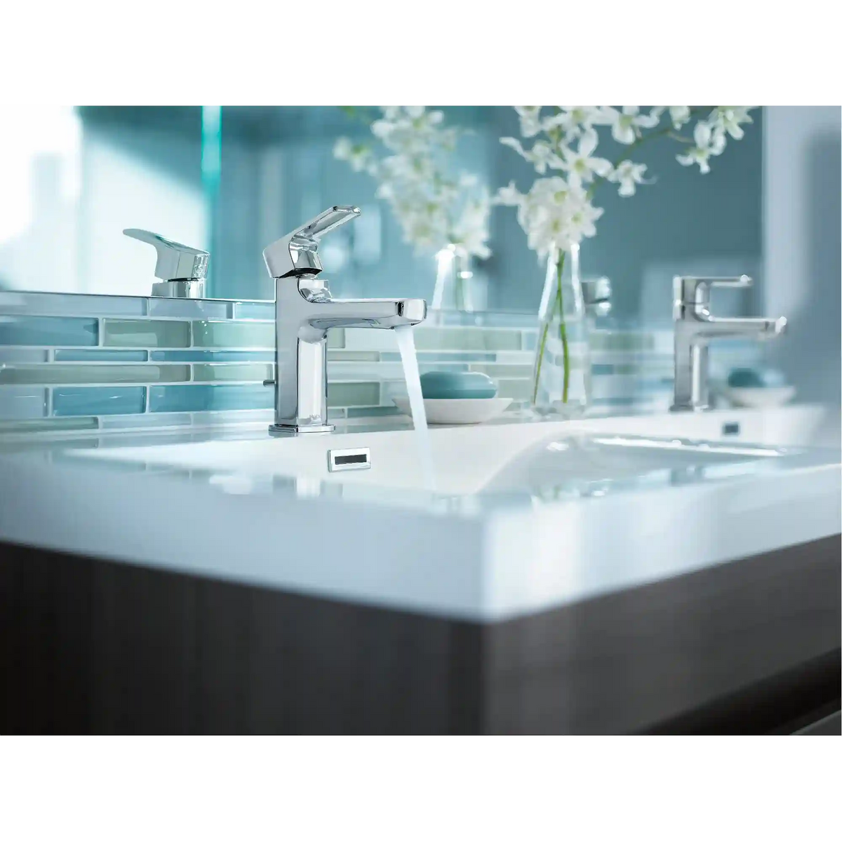 Rizon One-Handle Low Arc Bathroom Faucet