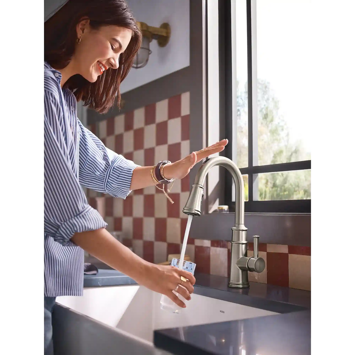 Belfield Smart Faucet Voice Control One-Handle High Arc Pulldown Kitchen Faucet