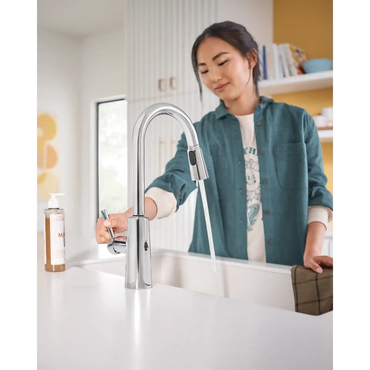 Riley MotionSense Wave One-Handle High Arc Pulldown Kitchen Faucet