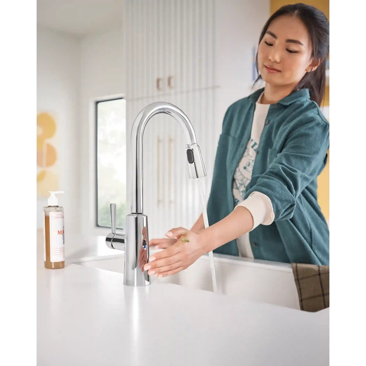 Riley MotionSense Wave One-Handle High Arc Pulldown Kitchen Faucet
