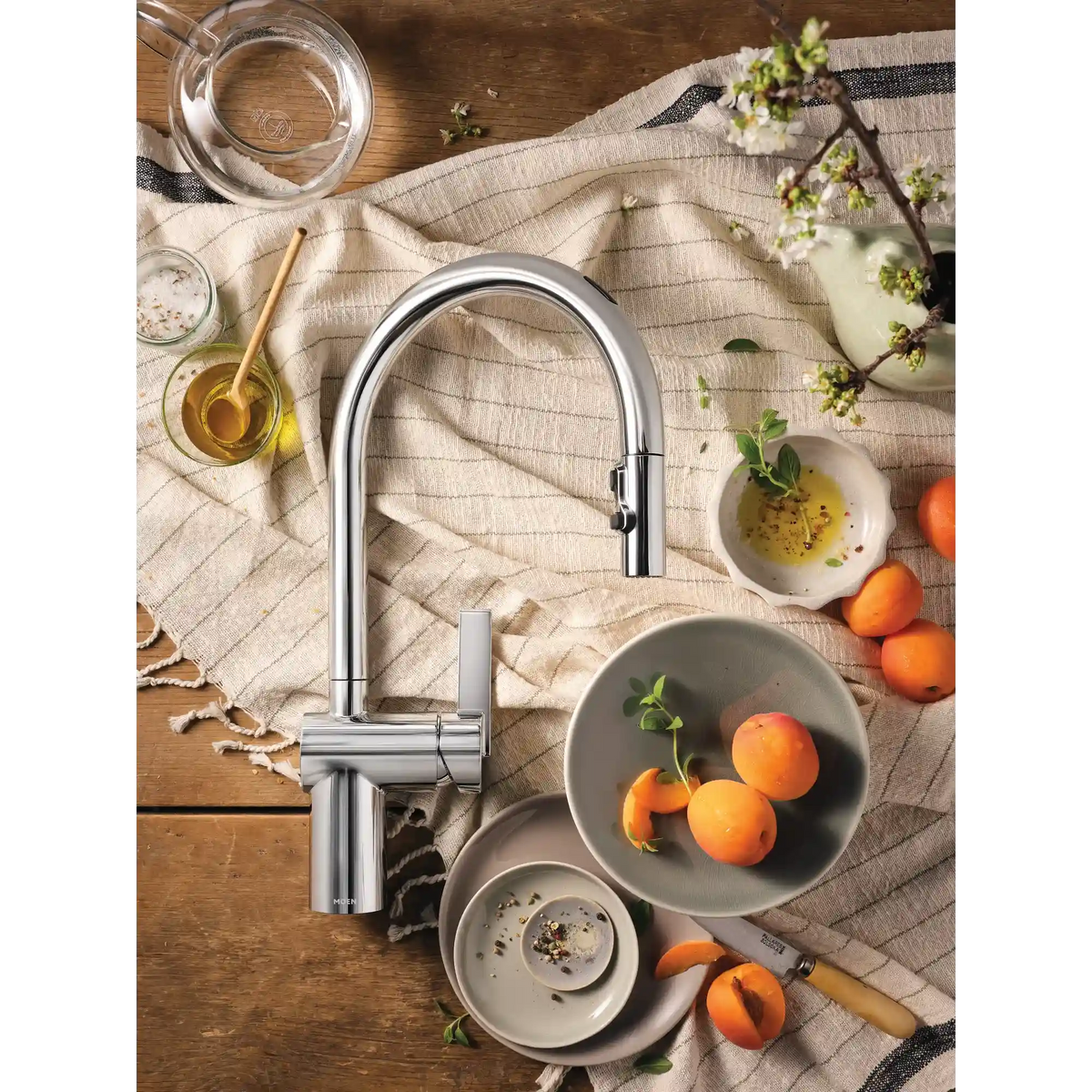 Cia Smart Faucet Voice Control One-Handle High Arc Pulldown Kitchen Faucet