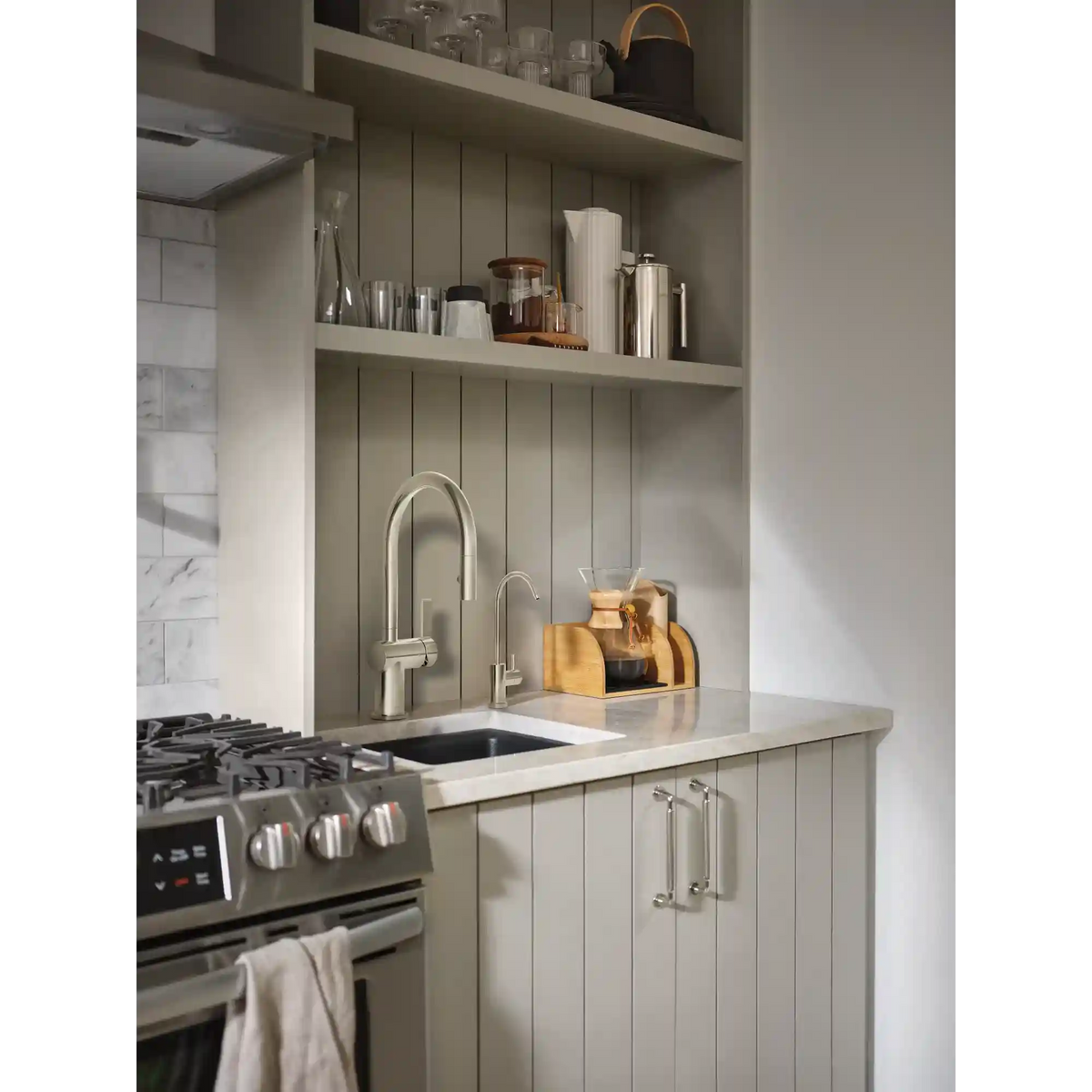 Cia One-Handle High Arc Pulldown Kitchen Faucet