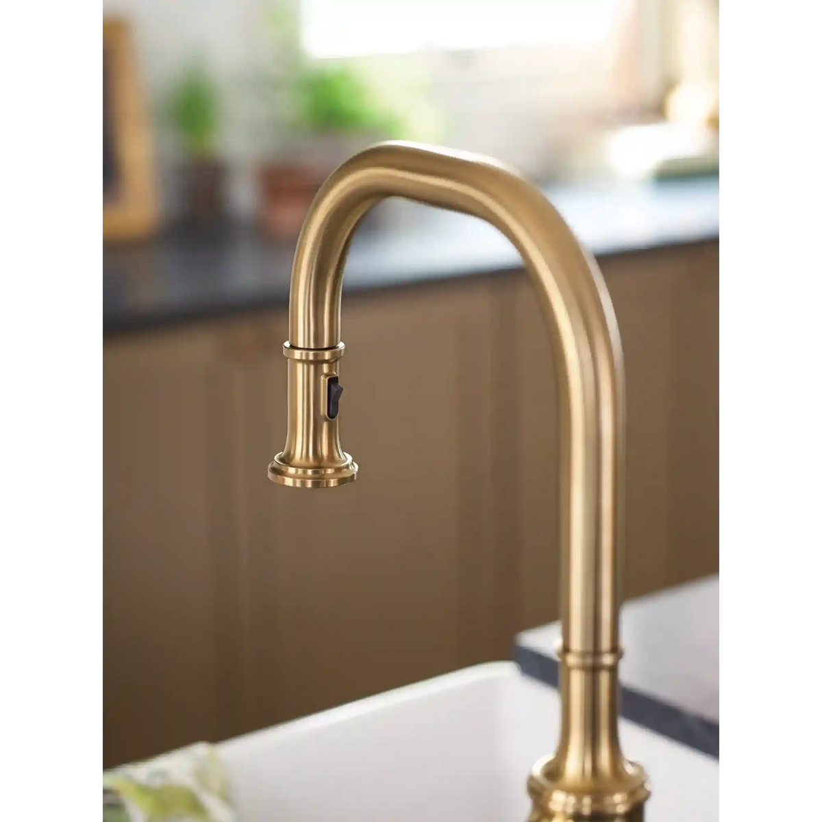 Smyth MotionSense Wave Touchless One-Handle Pulldown Kitchen Faucet