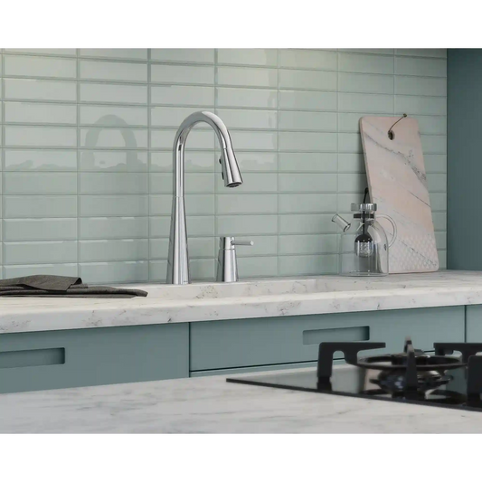 Sleek One-Handle Pulldown Kitchen Faucet