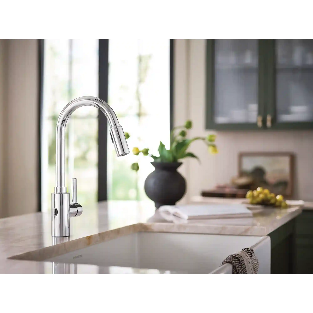 Genta LX MotionSense Wave Single Sensor One-Handle High Arc Pulldown Kitchen Faucet