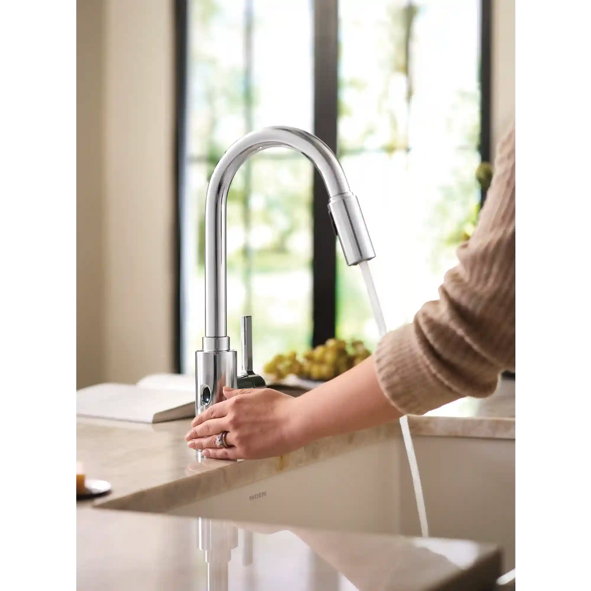 Genta LX MotionSense Wave Single Sensor One-Handle High Arc Pulldown Kitchen Faucet