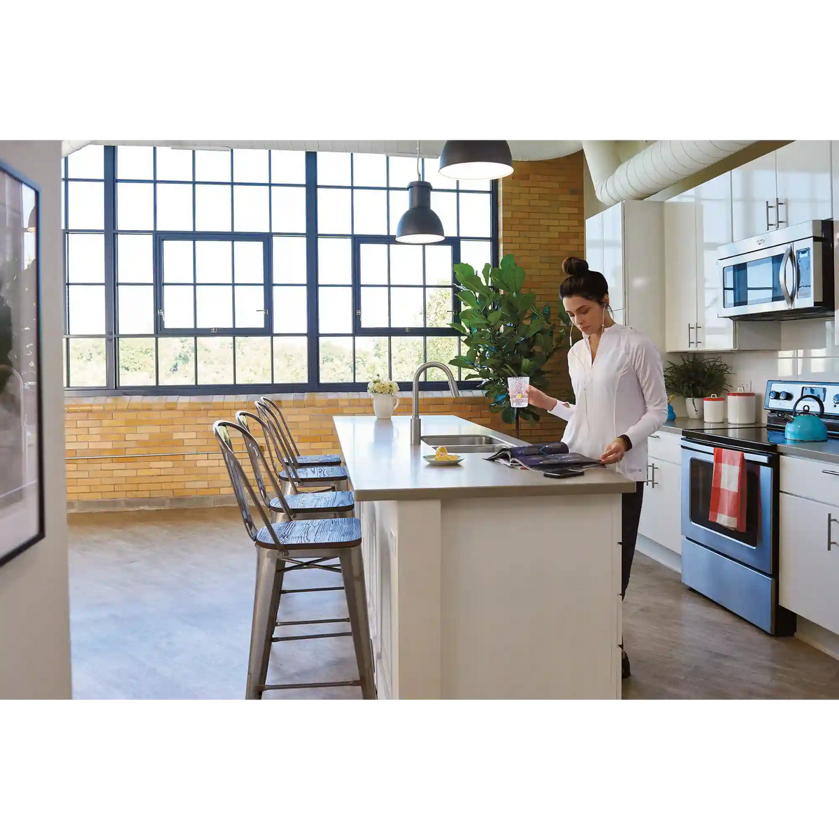 Genta LX One-Handle High Arc Pulldown Kitchen Faucet