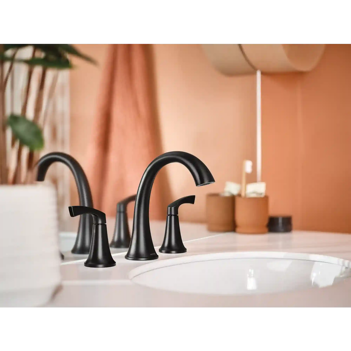 Korek™ Widespread Bathroom Faucet