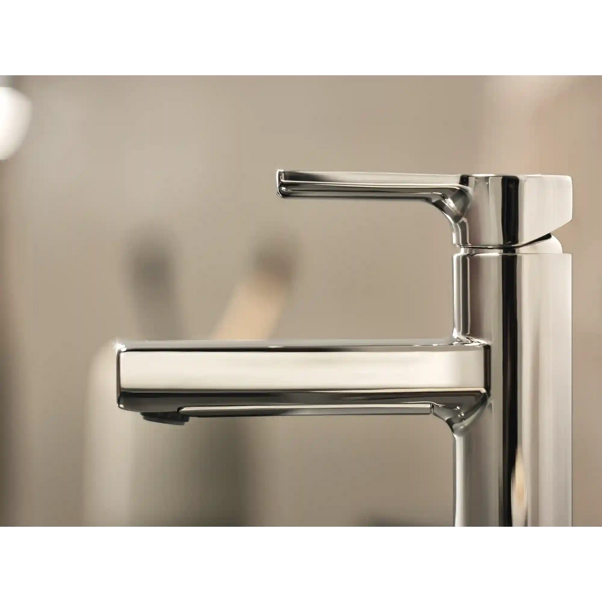 Rinza One-Handle High Arc Bathroom Faucet