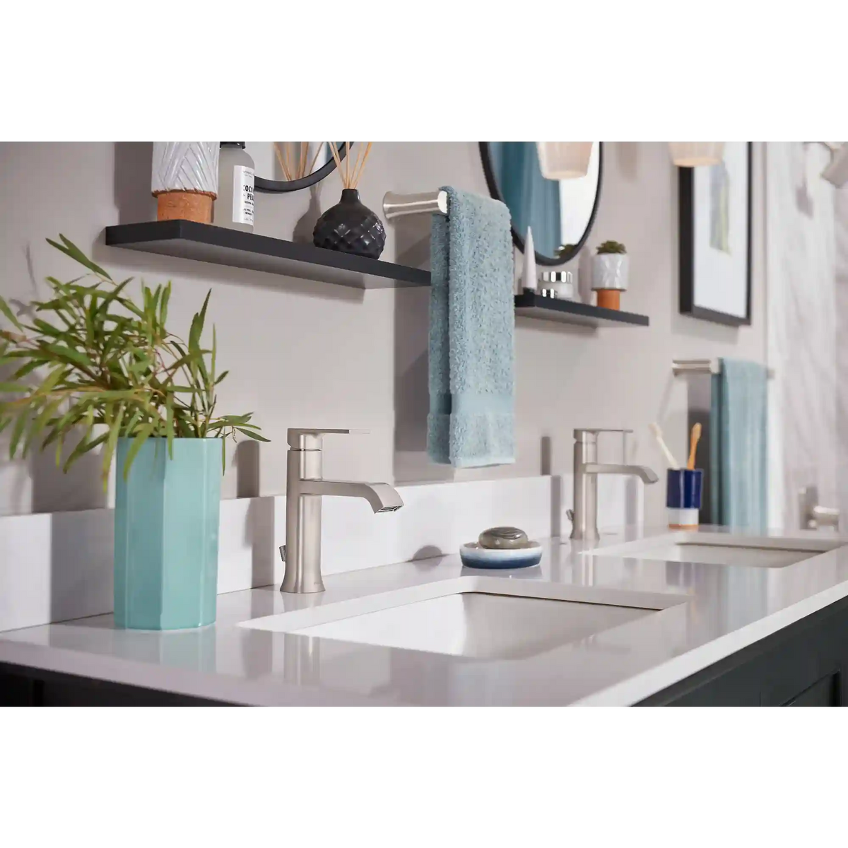 Genta Chrome one-handle bathroom faucet