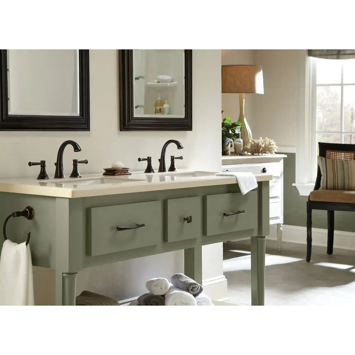 Ashville (Mb) Two-Handle Bathroom Faucet