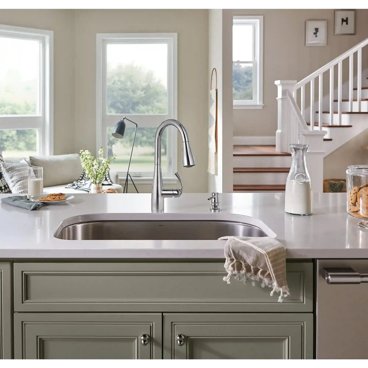 Essie One-Handle High Arc Pulldown Kitchen Faucet