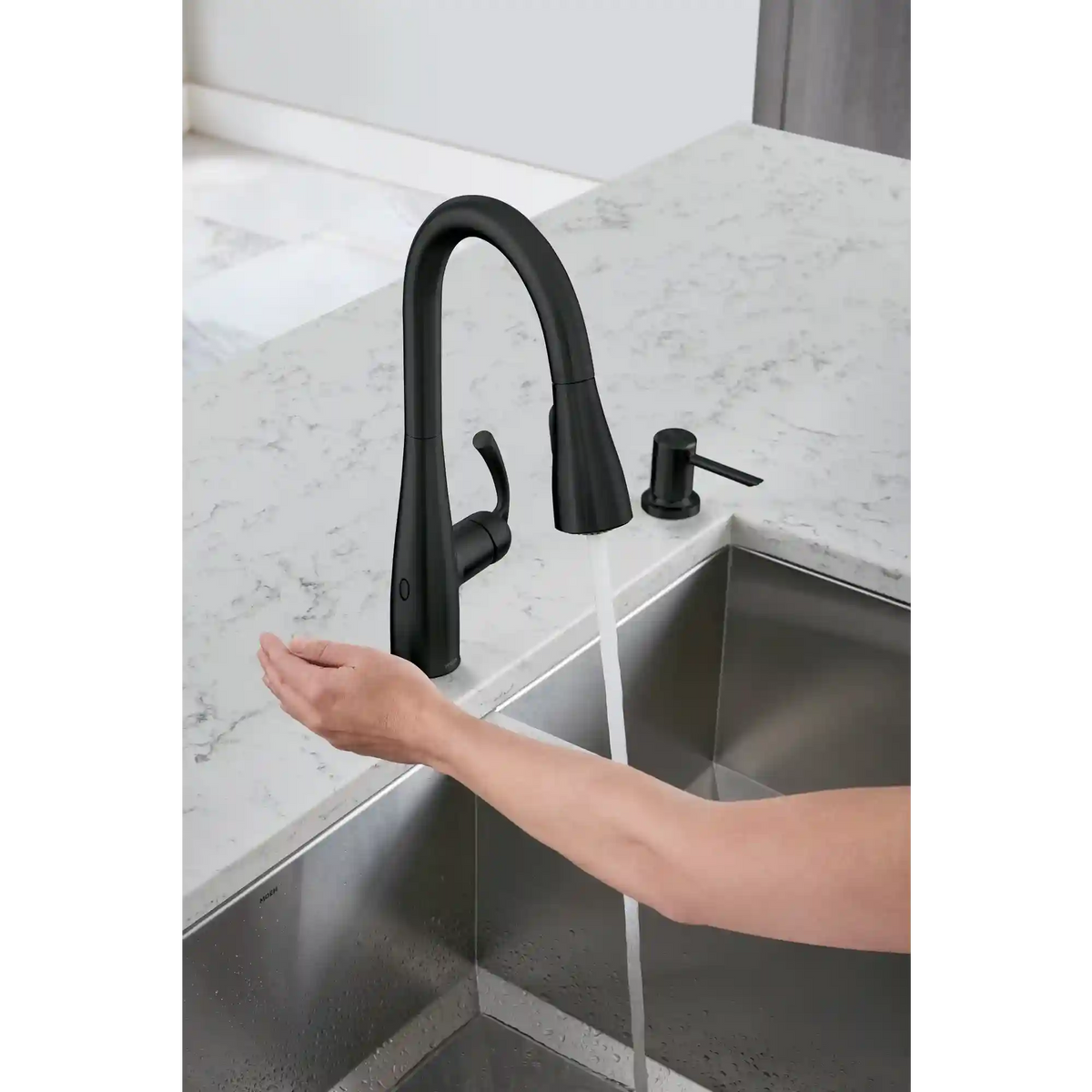 Essie MotionSense One-Handle High Arc Single Sensor Pulldown Kitchen Faucet
