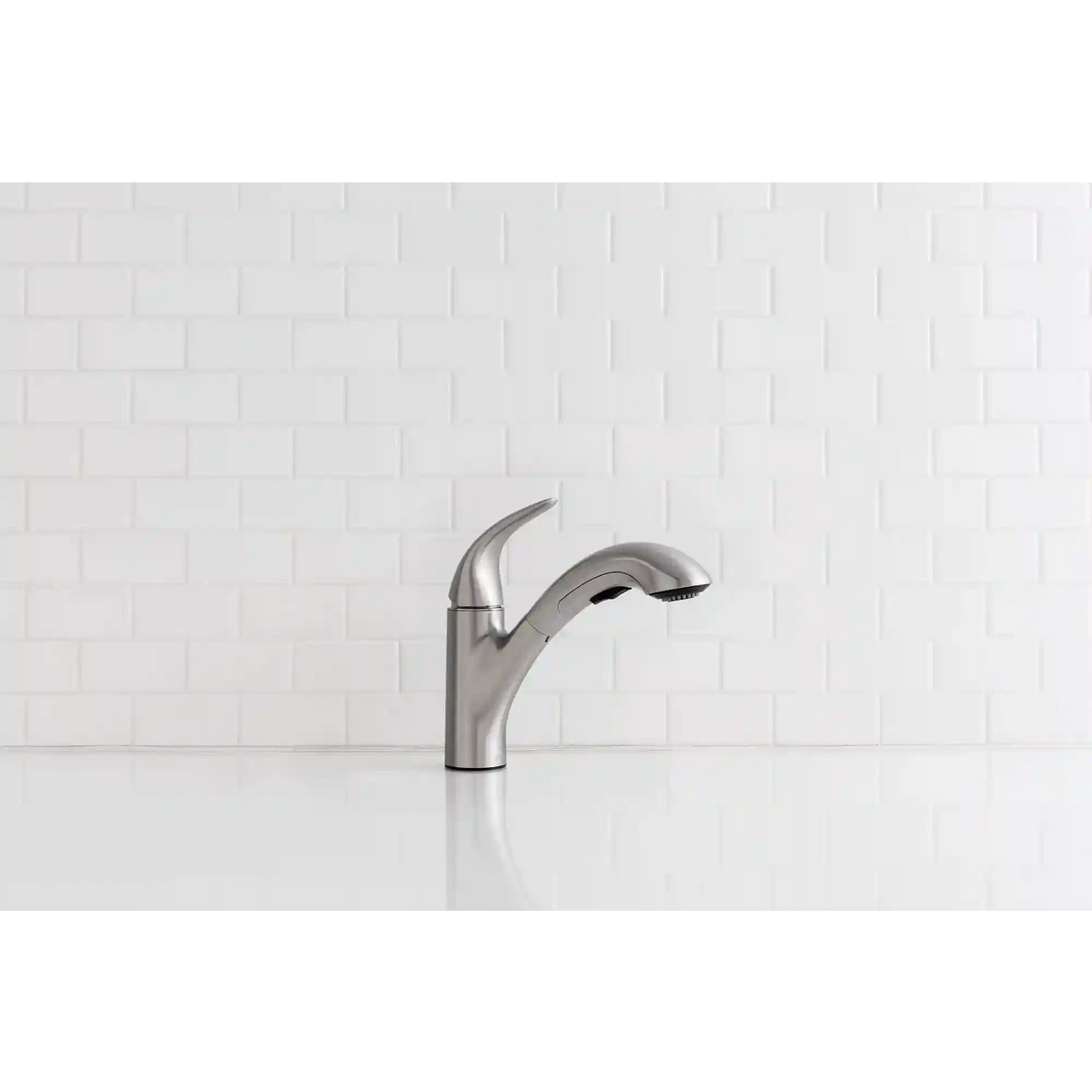 Medina One-Handle Pullout Kitchen Faucet
