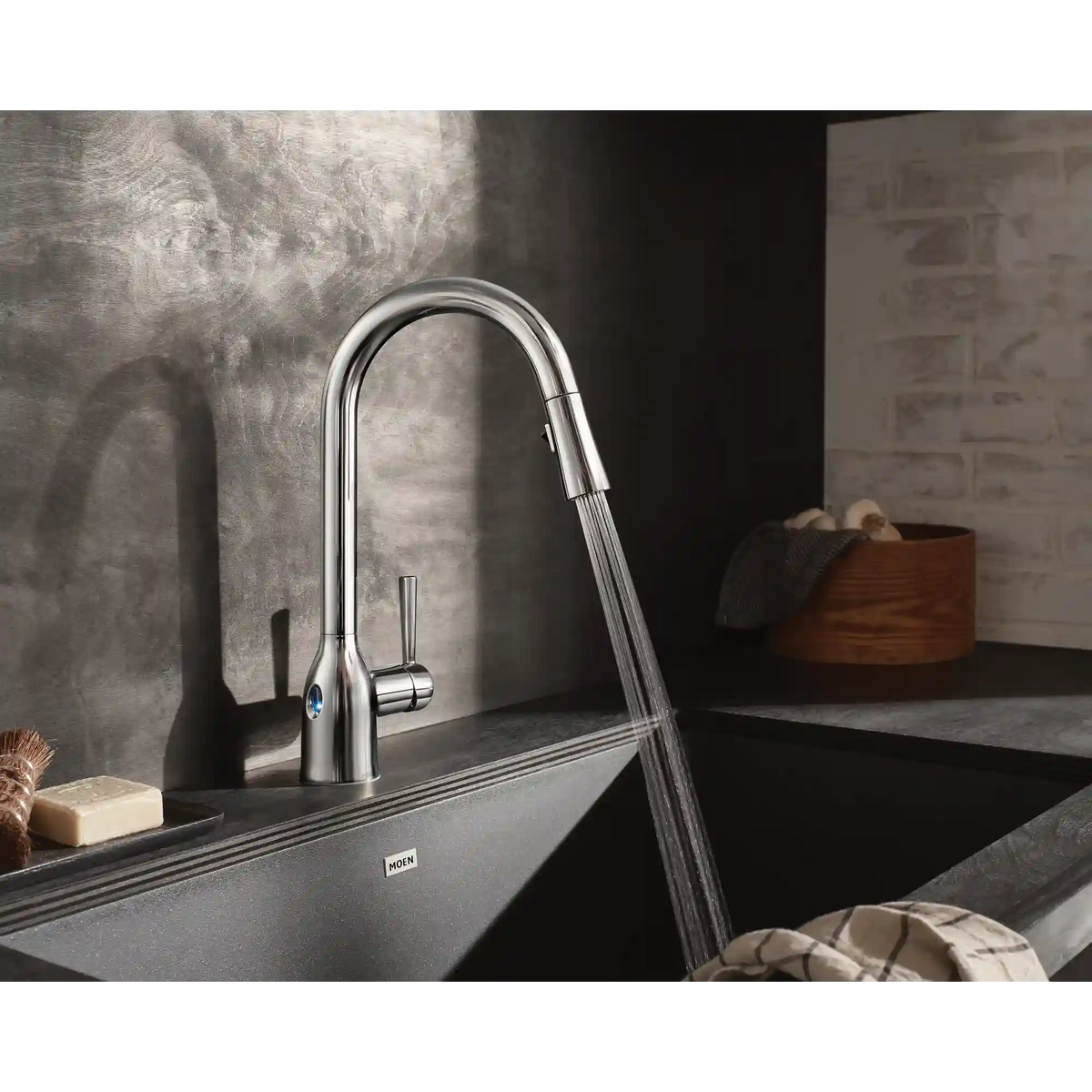 Adler MotionSense Wave Single Sensor One-Handle High Arc Pulldown Kitchen Faucet