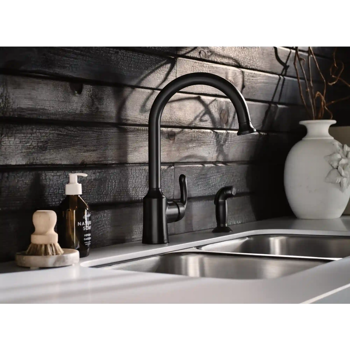 Bayhill One-Handle High Arc Kitchen Faucet