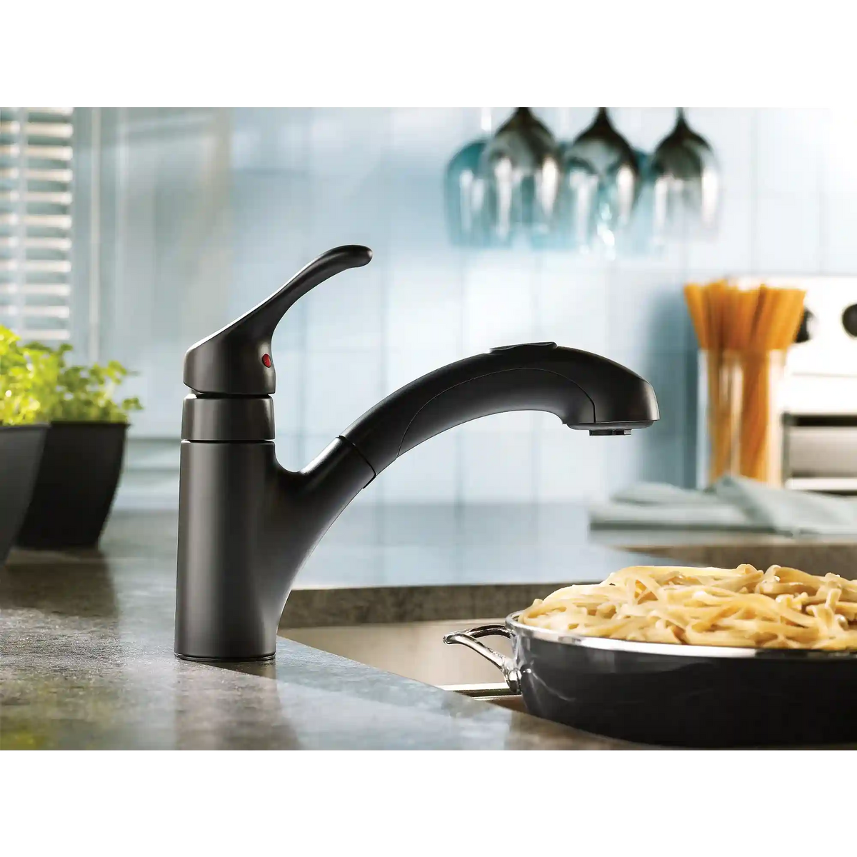 Renzo One-Handle Low Arc Pullout Kitchen Faucet