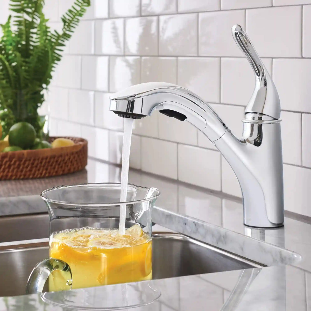 Brecklyn One-Handle Low Arc Pullout Kitchen Faucet