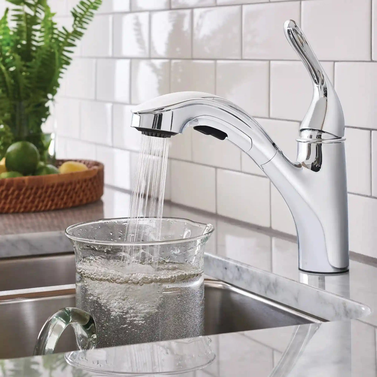 Brecklyn One-Handle Low Arc Pullout Kitchen Faucet