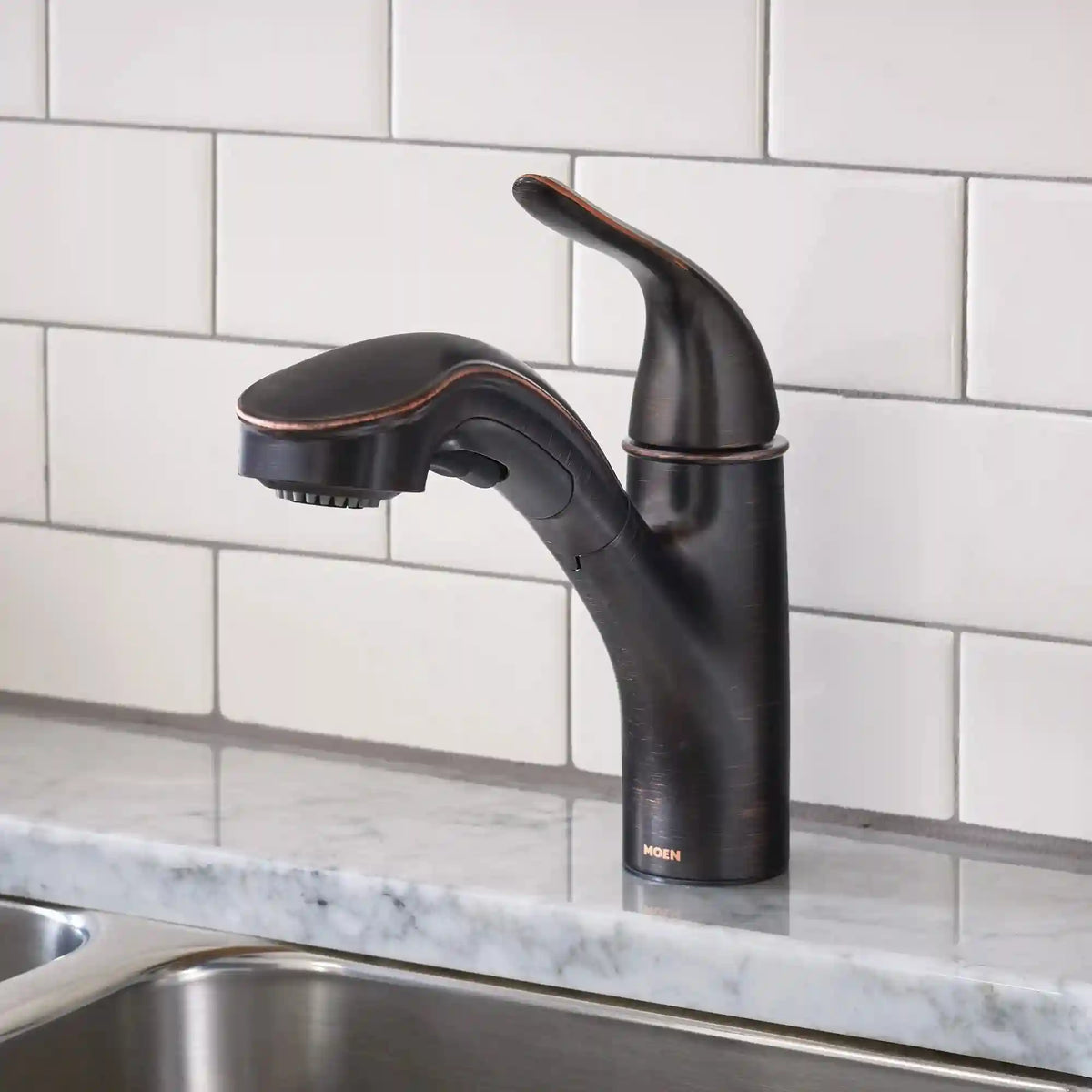 Brecklyn One-Handle Low Arc Pullout Kitchen Faucet