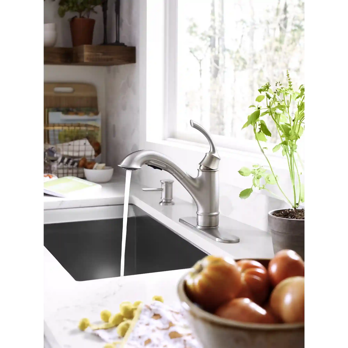 Marietta One-Handle Pullout Kitchen Faucet