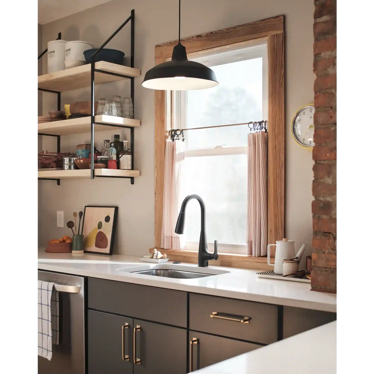 Haelyn One-Handle High Arc Pulldown Kitchen Faucet