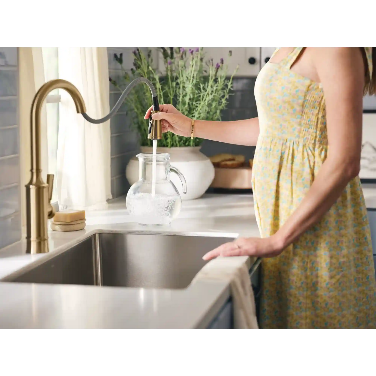 Gilden One-Handle High Arc Pulldown Kitchen Faucet