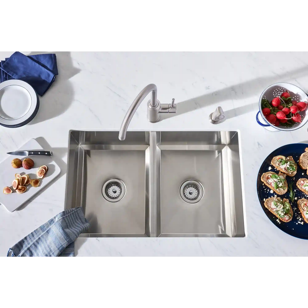 Sombra One-Handle Kitchen Faucet