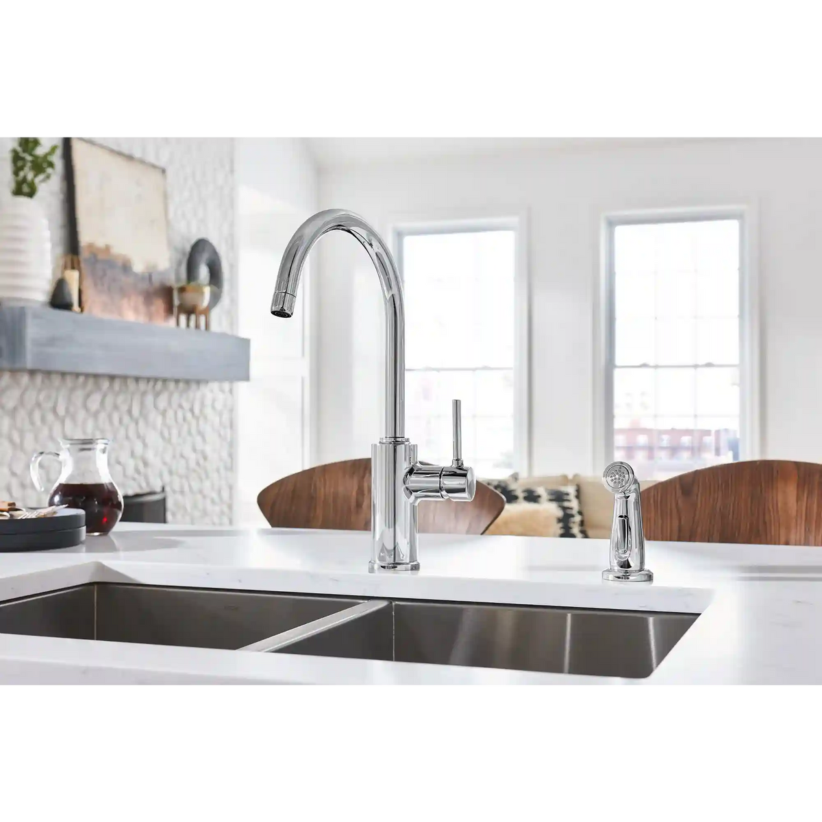 Sombra One-Handle Kitchen Faucet