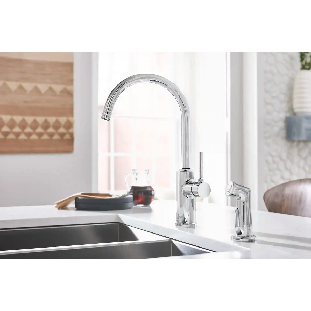 Sombra One-Handle Kitchen Faucet