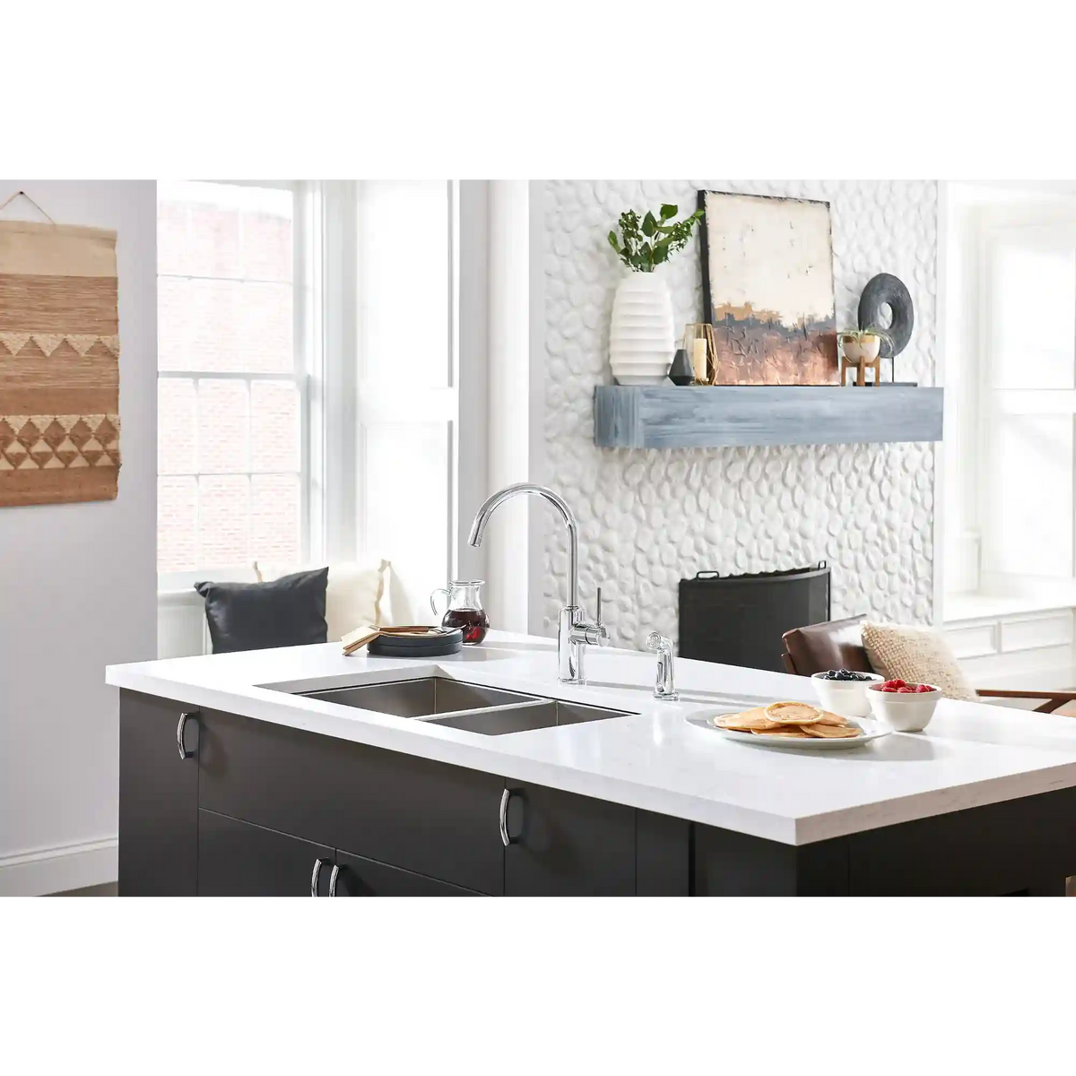 Sombra One-Handle Kitchen Faucet