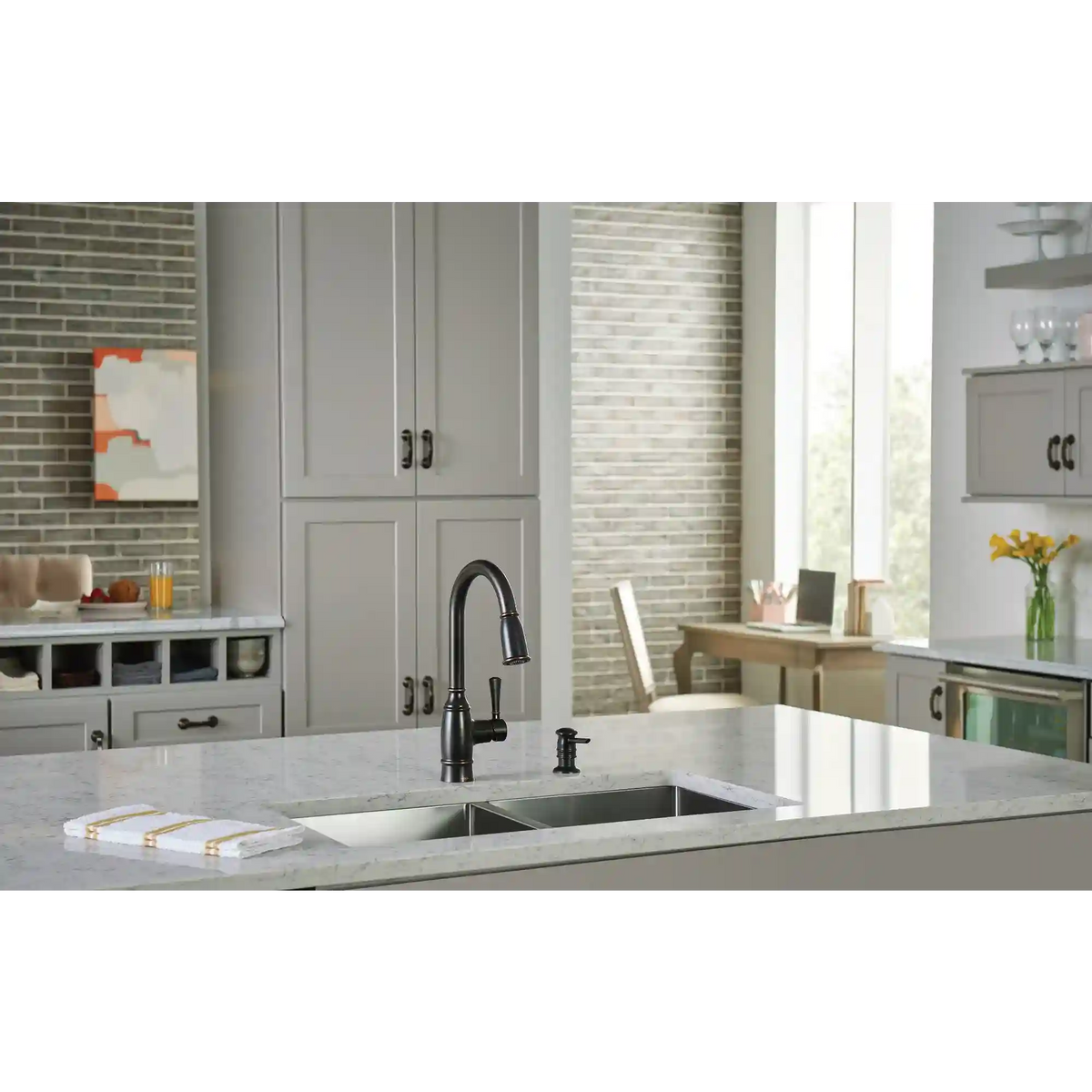 Noell One-Handle Pulldown Kitchen Faucet