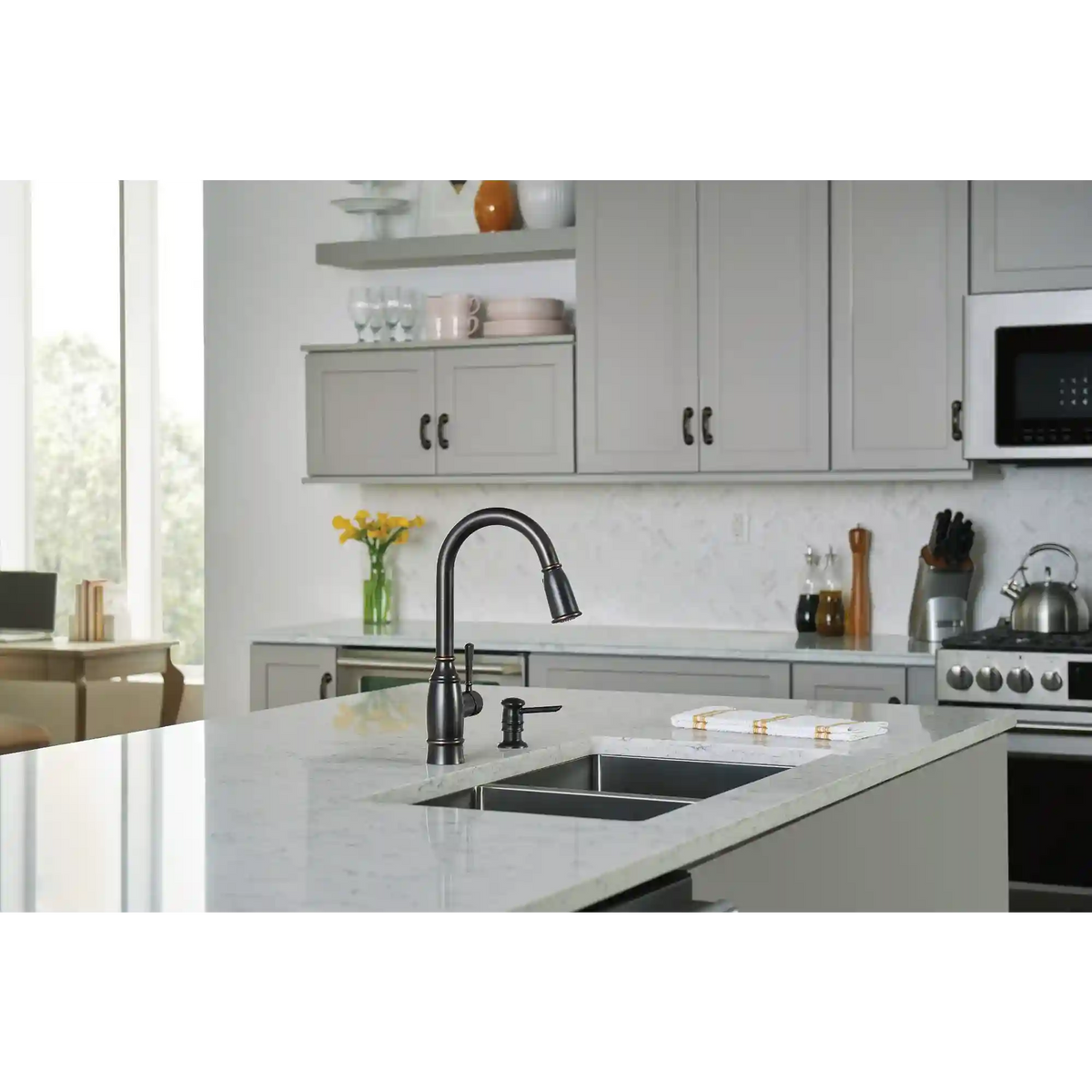 Noell One-Handle Pulldown Kitchen Faucet