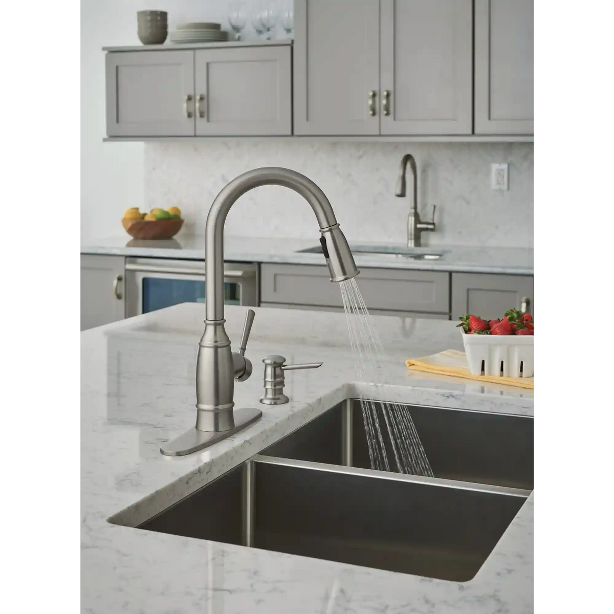 Noell One-Handle Pulldown Kitchen Faucet