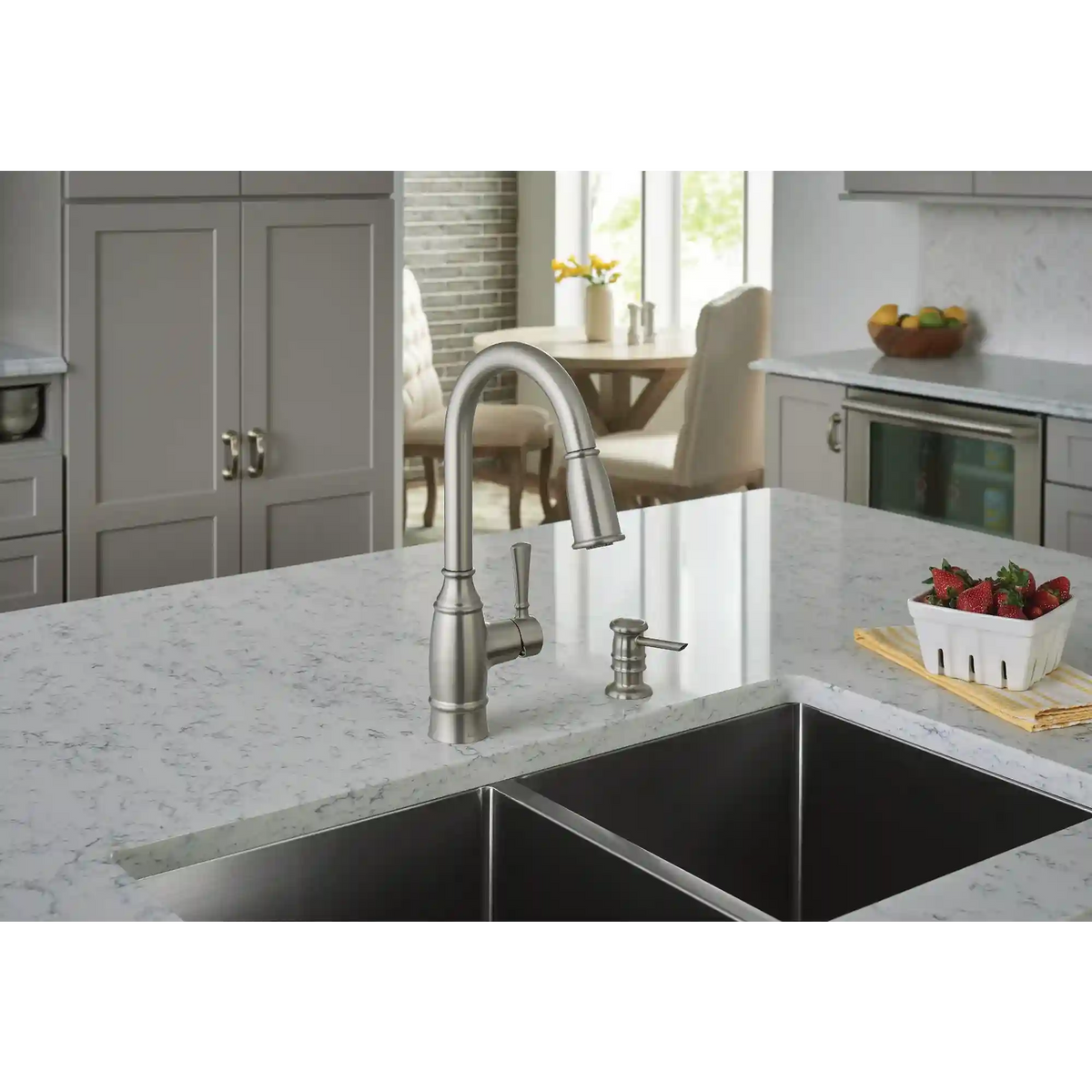 Noell One-Handle Pulldown Kitchen Faucet