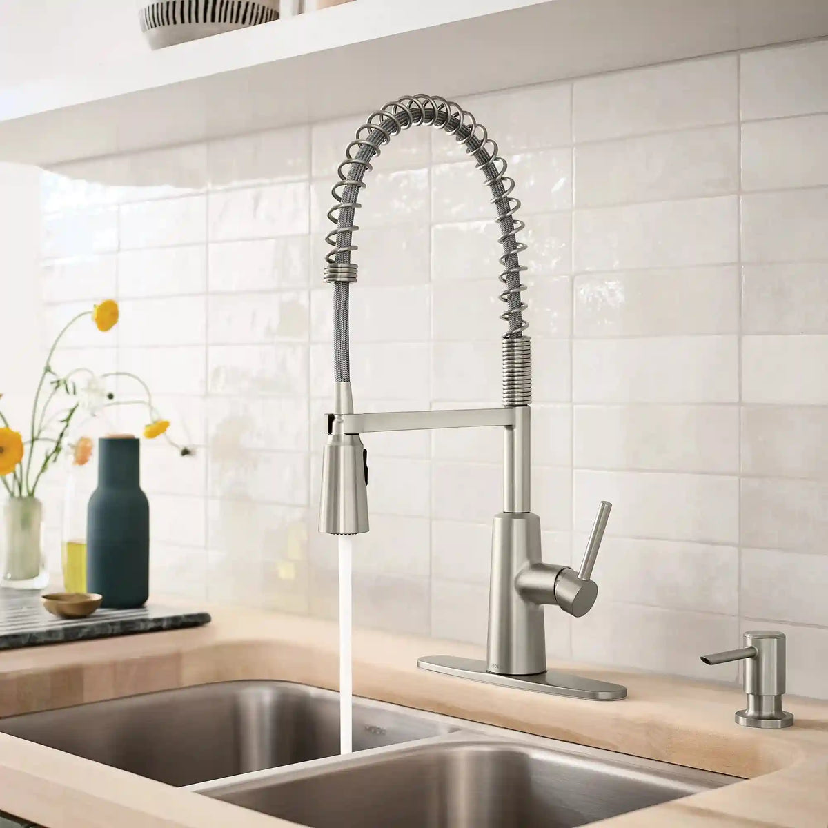 Nori Pre-Rinse Spring Kitchen Faucet