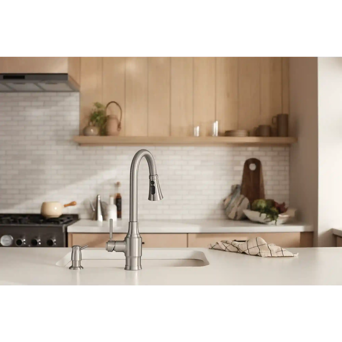 Swinden One-handle High Arc Pulldown Kitchen Faucet