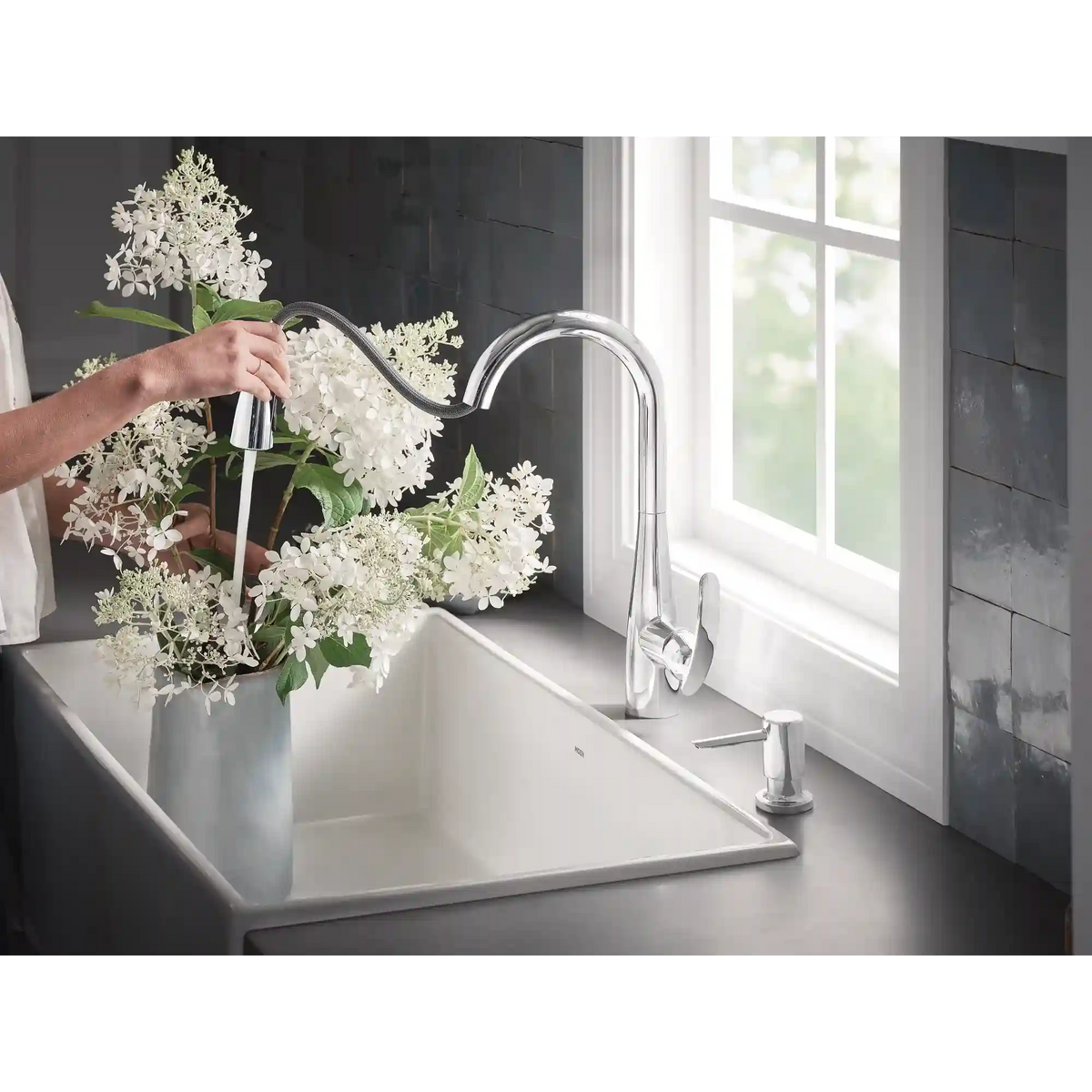 Reyes One-Handle High Arc Pulldown Kitchen Faucet