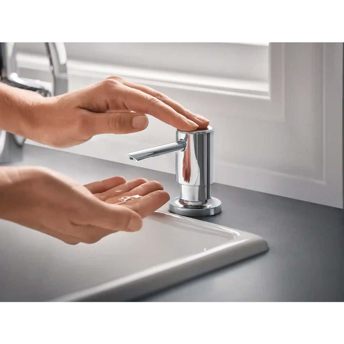 Reyes One-Handle High Arc Pulldown Kitchen Faucet