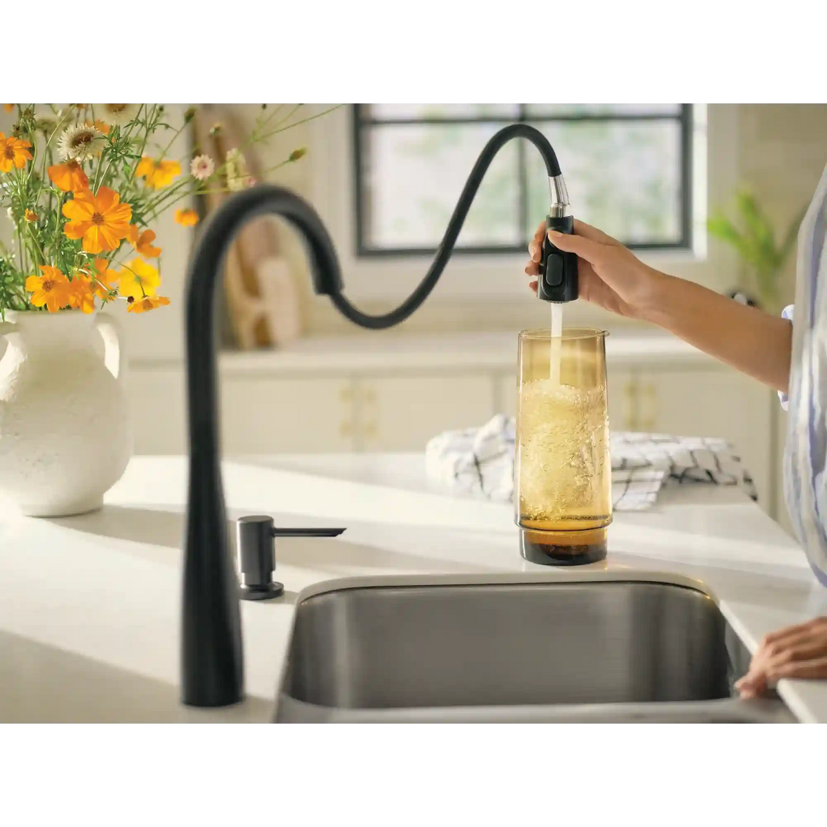 Reyes One-Handle High Arc Pulldown Kitchen Faucet