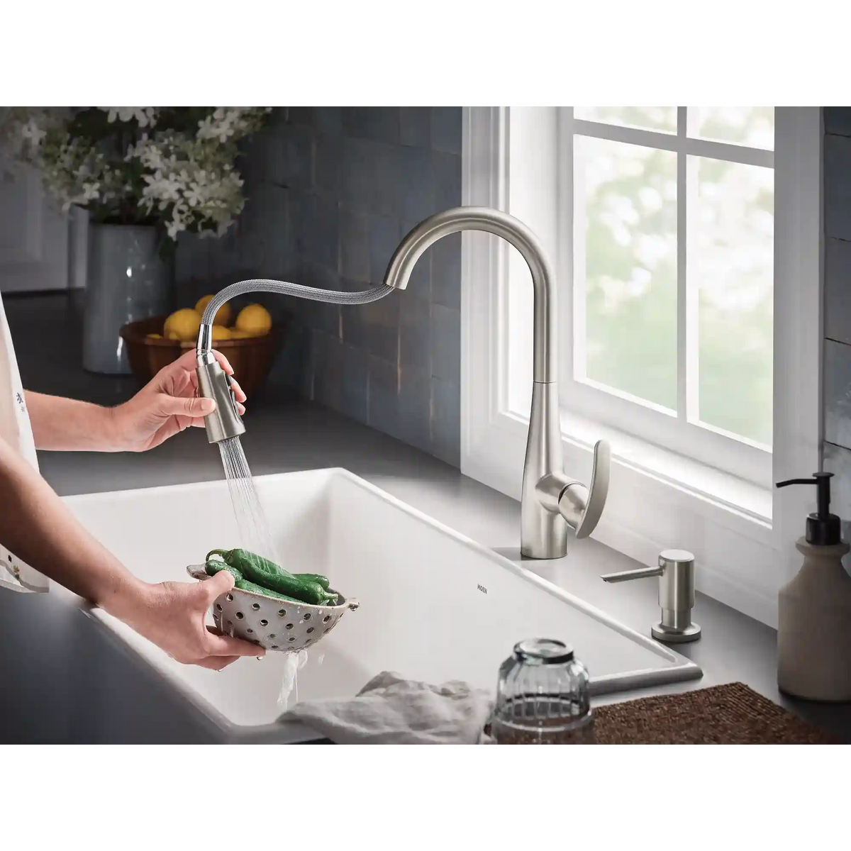 Reyes One-Handle High Arc Pulldown Kitchen Faucet