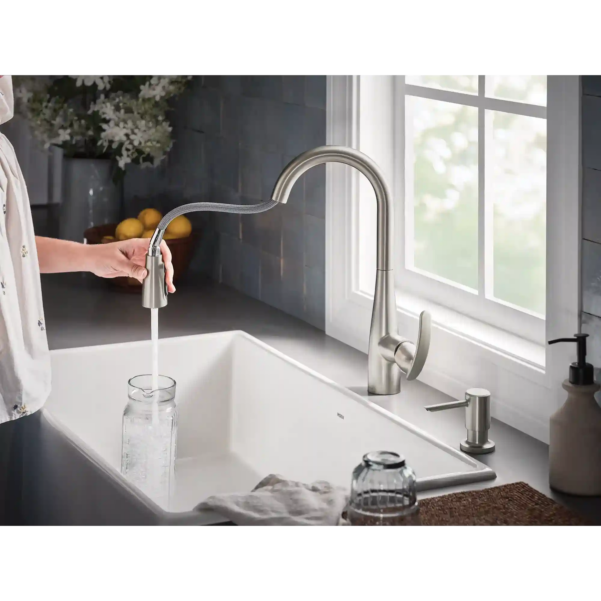 Reyes One-Handle High Arc Pulldown Kitchen Faucet