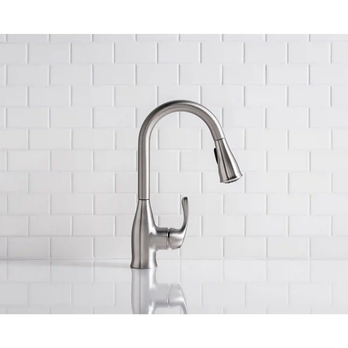 Kaden One-Handle Pulldown Kitchen Faucet